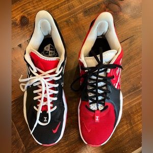 Nike Paul George Men’s Basketball Shoes 10.5